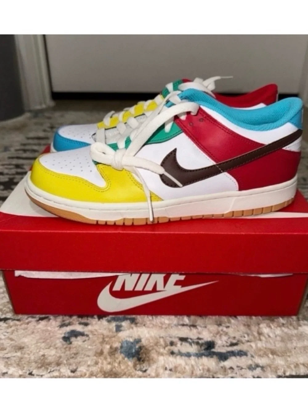 Nike GS Free-99 Dunks Multicolor Low-Top Sneakers